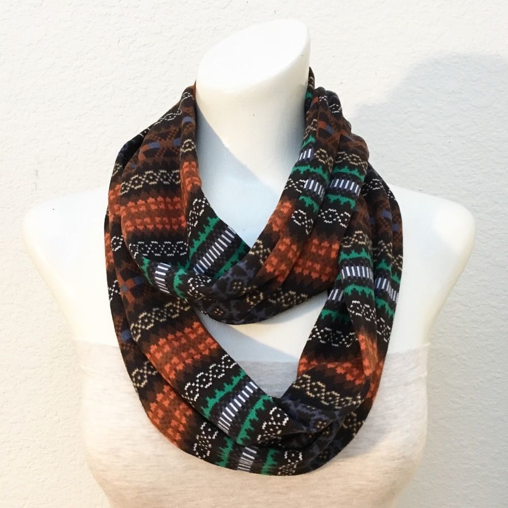 NWT Nordic Tribal, Fair Isle Striped Stretch Poly Infinity Tube Scarf